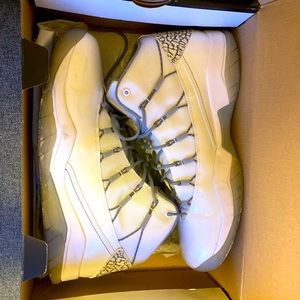 Jordan Prime Flight Premium